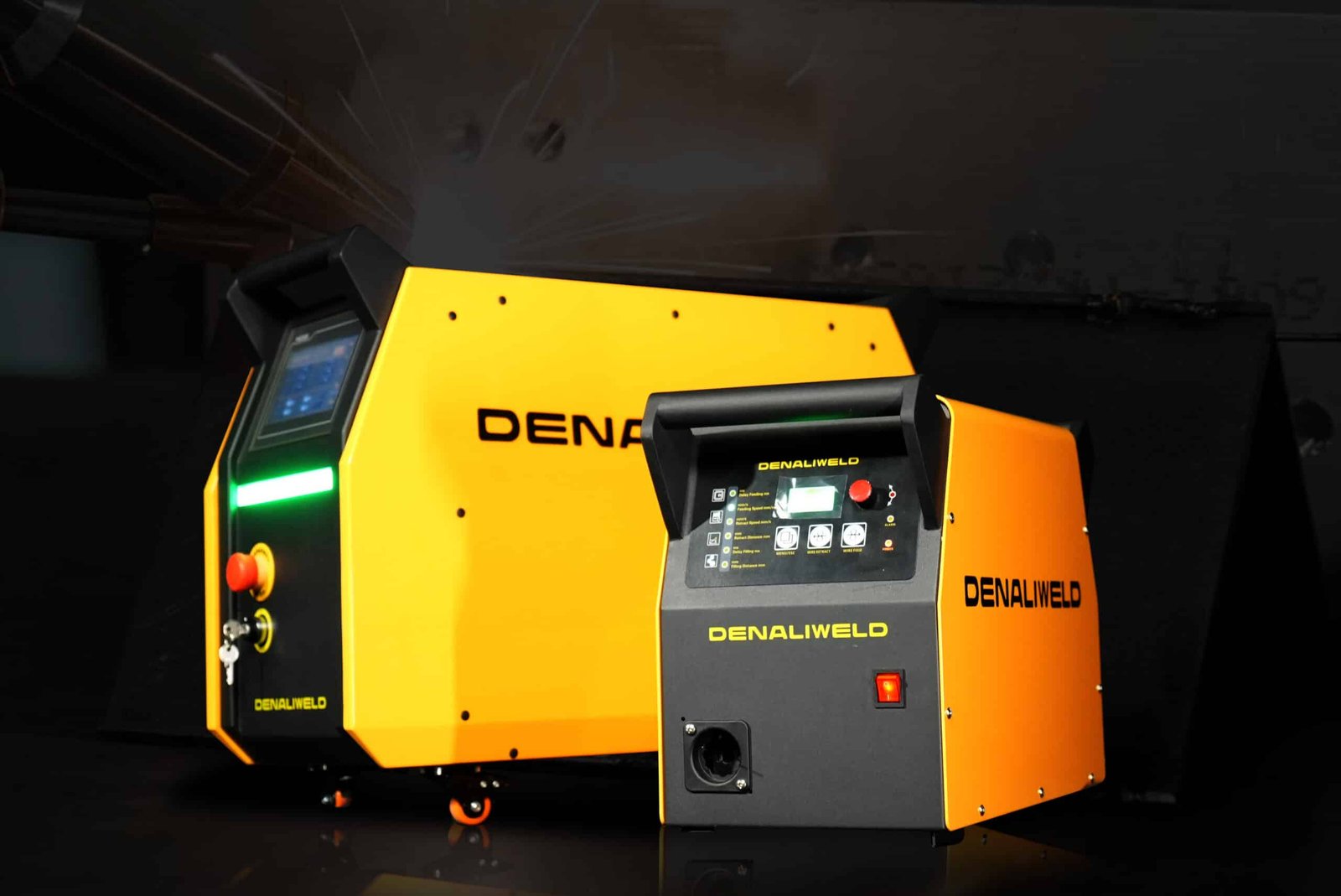 DENALIWELD LASER 2000W 3 IN 1 made in USA - Image 9
