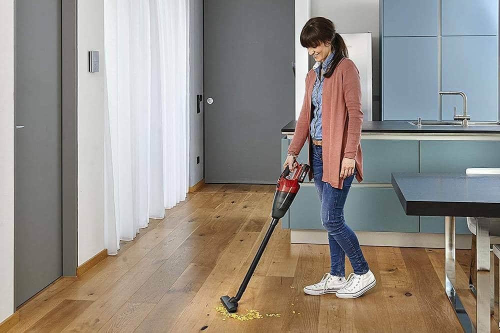 Einhell TE-VC 18V Li-solo ΕΠΑΝΑΦΟΡΤΙΖΟΜΕΝΟ ΣΚΟΥΠΑΚΙ ΧΕΙΡΟΣ ΧΩΡΙΣ ΜΠΑΤΑΡΙΑ ΦΟΡΤΙΣΤΗ ΚΟΚΚΙΝΟ - Image 3